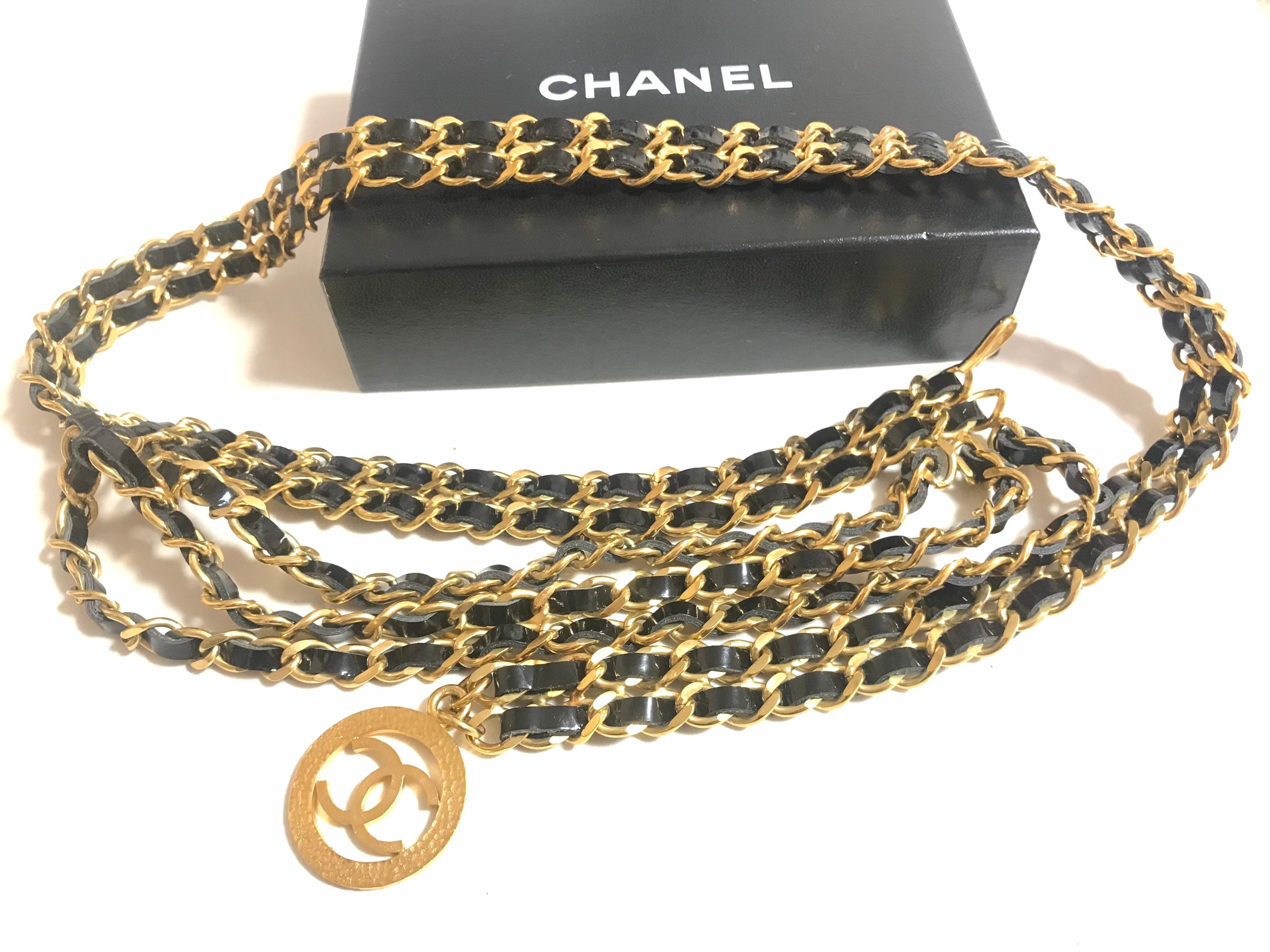 Chanel gold belt  Les Merveilles De Babellou