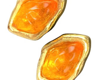 Vintage Yves Saint Laurent YSL orange Gripoix bijoux diamond shape earrings. Gold tone statement clip-on earrings. 080715k1m