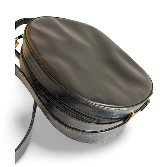 Vintage Cartier navy oval shape shoulder bag with… - image 6