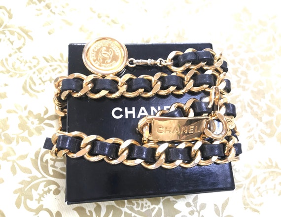 Vintage CHANEL Black Leather Thick Chain Belt With Golden  display picture 2