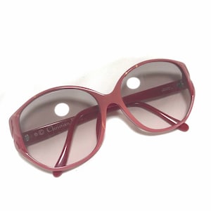 60&#39;s, 70&#39;s vintage Christian Dior pink and red oversized sunglasses. Very rare retro eyewear back in the old era. Authentic. 0402011