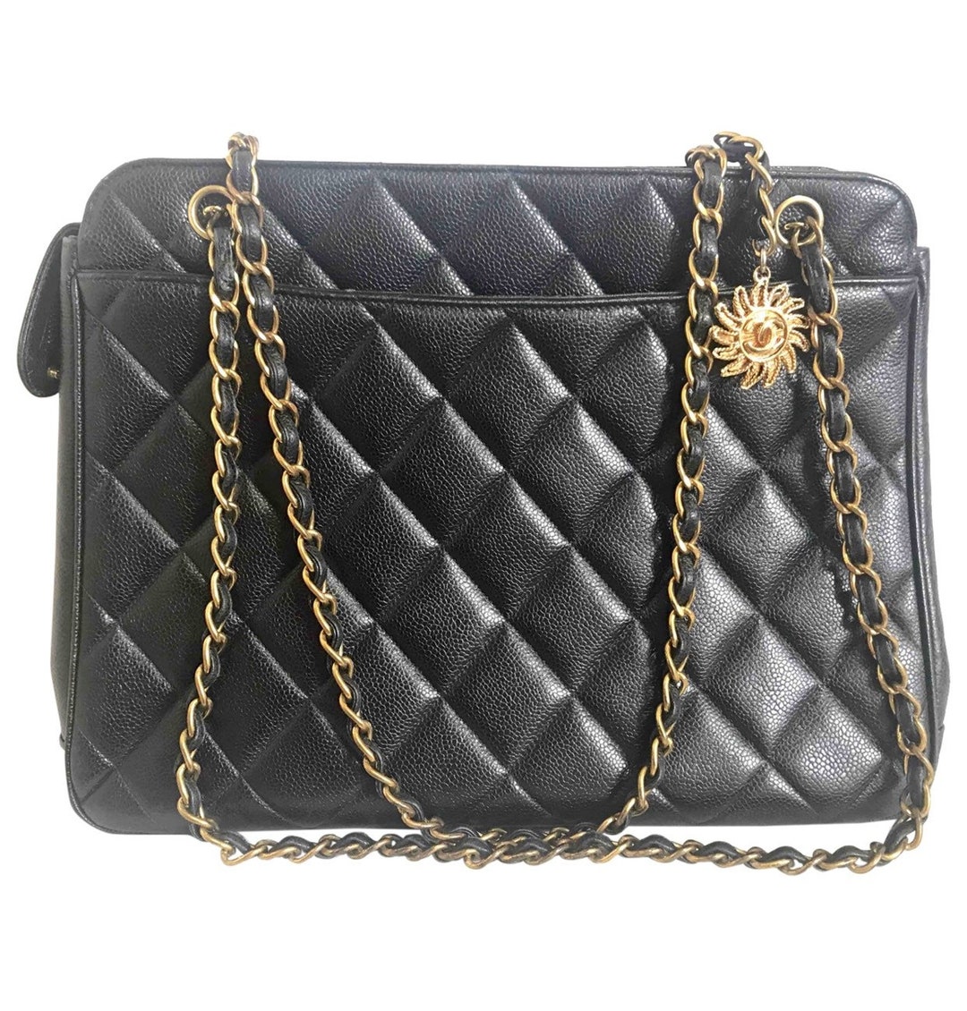 CHANEL NEW QUILTED BLACK LEATHER BELT WITH CC LOGO GOLD