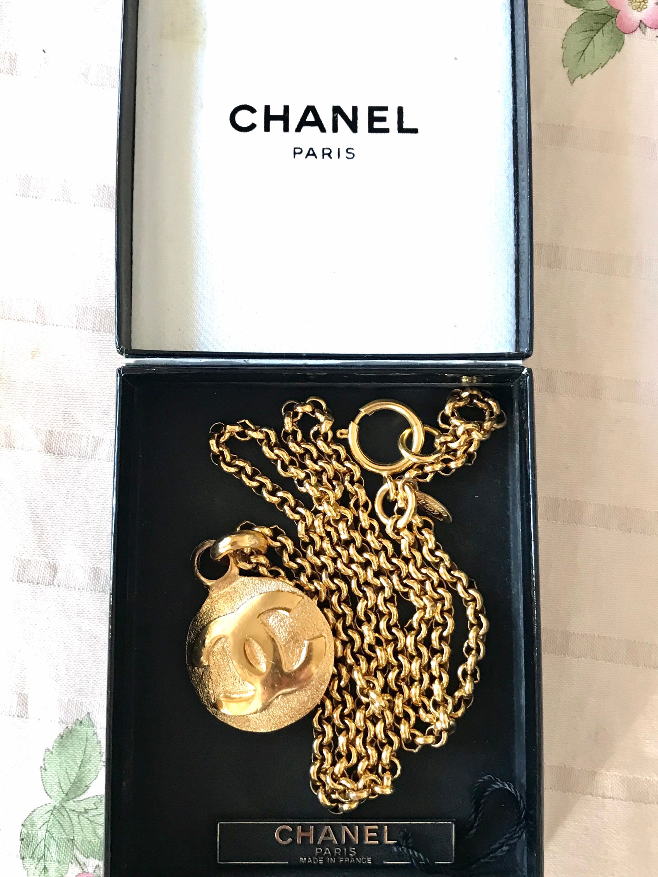 Vintage CHANEL Golden Chain Necklace With Round CC Mark Charm 