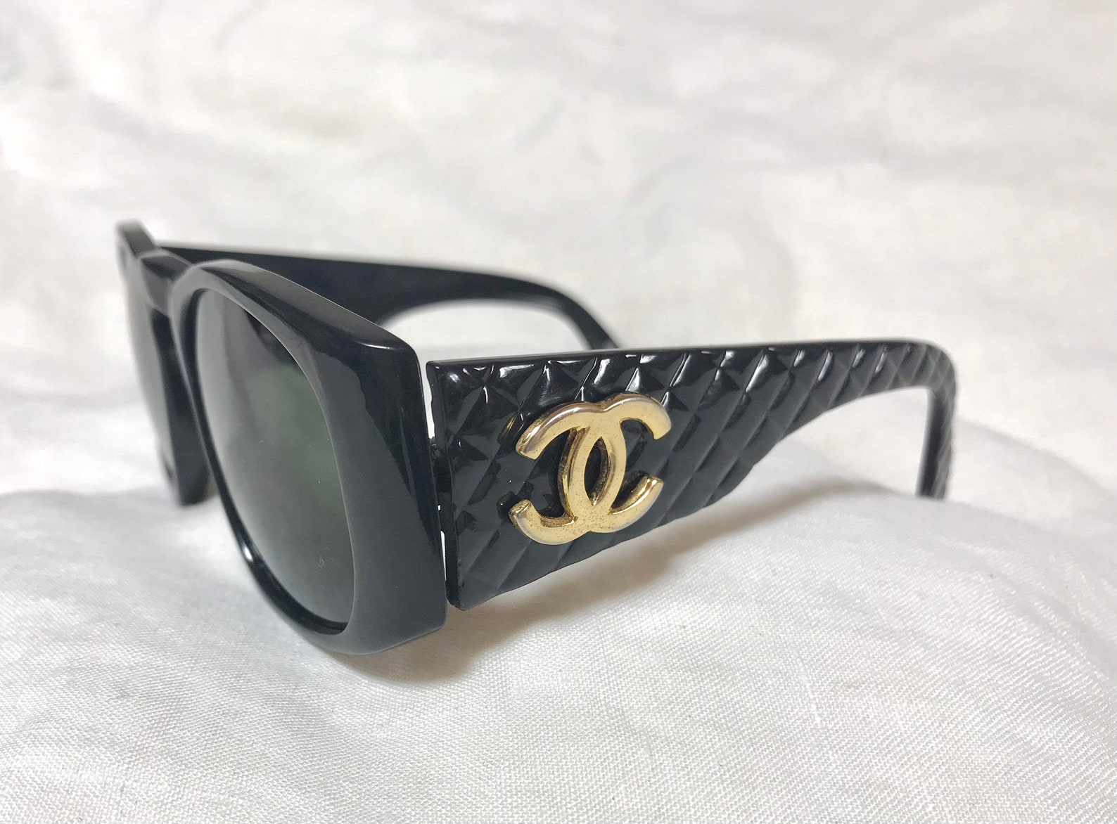 Vintage CHANEL black frame sunglasses with large CC motifs and | Etsy