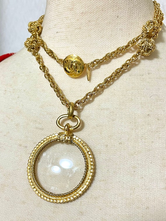 Vintage CHANEL golden chain necklace with loupe g… - image 5