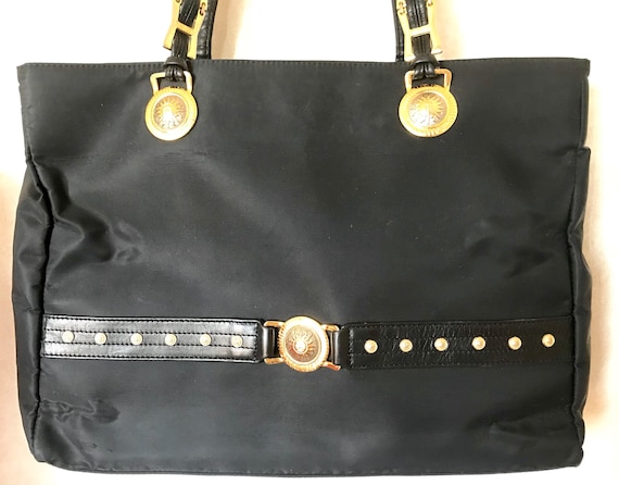 Gianni Versace Black Leather Pattern Handbag - Tagotee