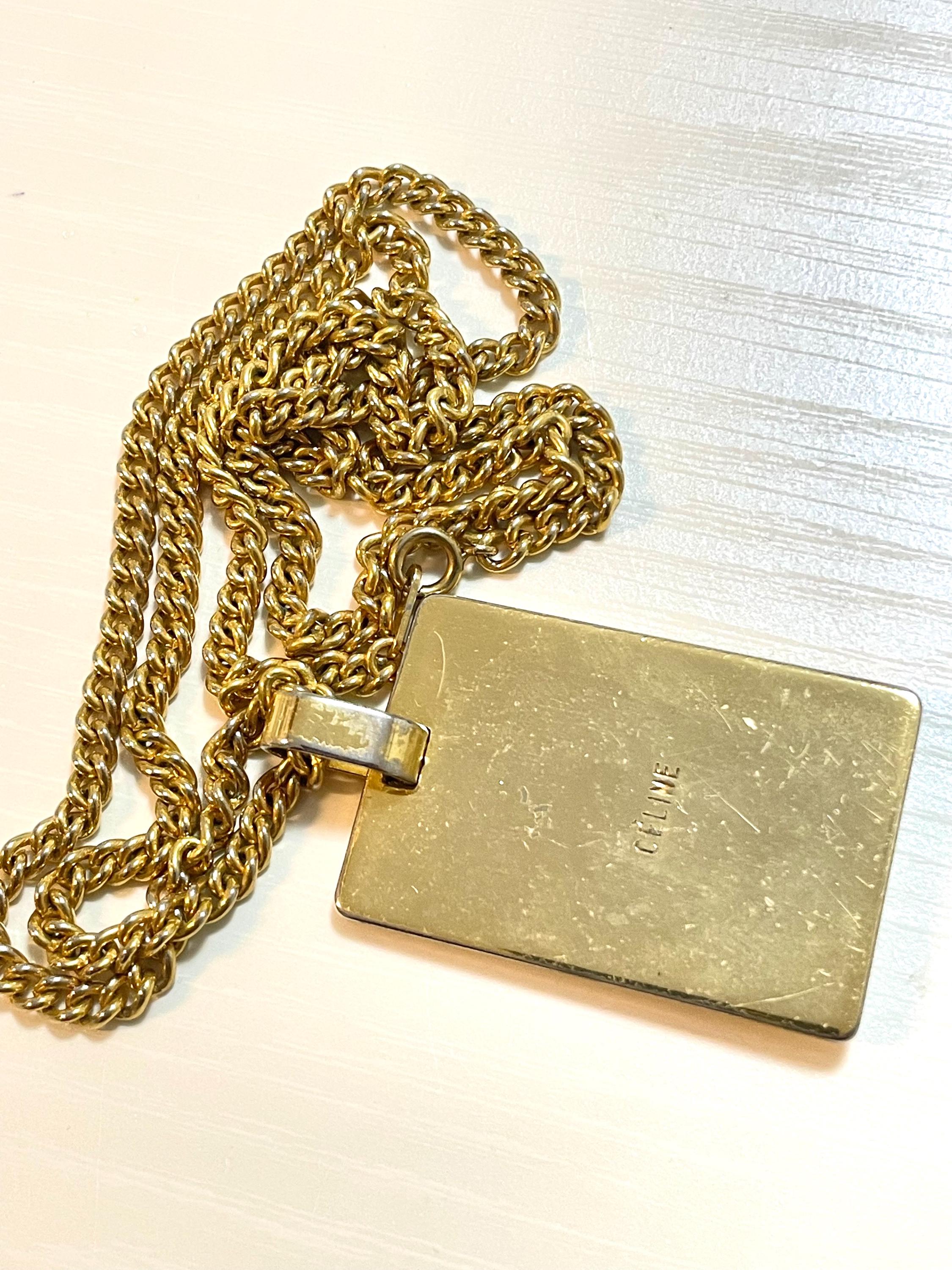 ✨CELINE✨セリーヌ✨ゴールド✨ロゴ✨ヴィンテージ✨ネックレス✨ 1990s Vintage CELINE Logo Plate Chain Necklace. Square Embossed