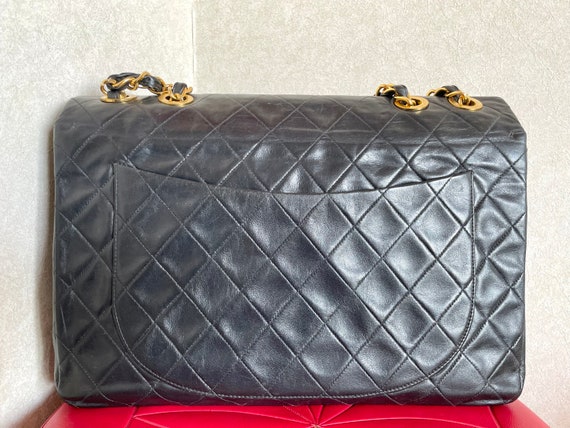 CHANEL Maxi Classic Flap Caviar Leather Shoulder Bag Black