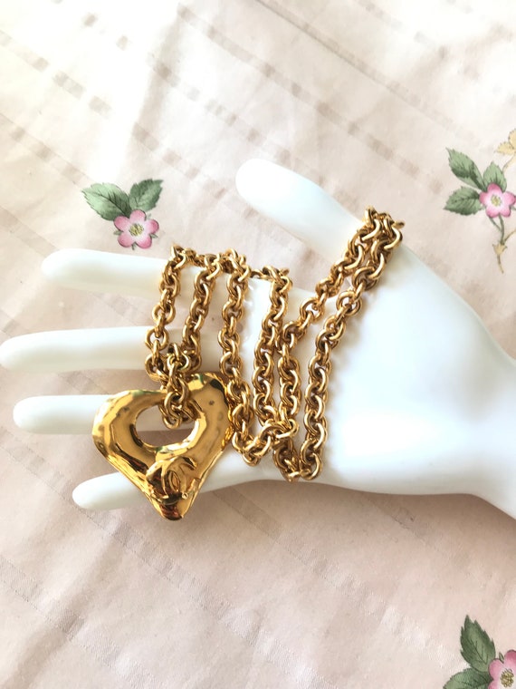 Vintage Chanel Chain Necklace With Open Heart and CC Mark Top. -  Israel