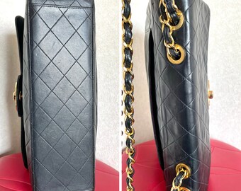 Vintage CHANEL Black Lamb Leather Large, Jumbo Size Shoulder