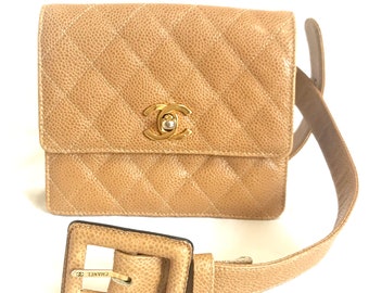 Vintage CHANEL beige brown caviarskin waist purse, hip bag, fanny pack with golden CC mark. Classic 2.55 design. R0410112