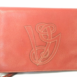 Vintage Valentino Garavani red pigskin shoulder clutch bag with unique logo stitch mark. imagem 1