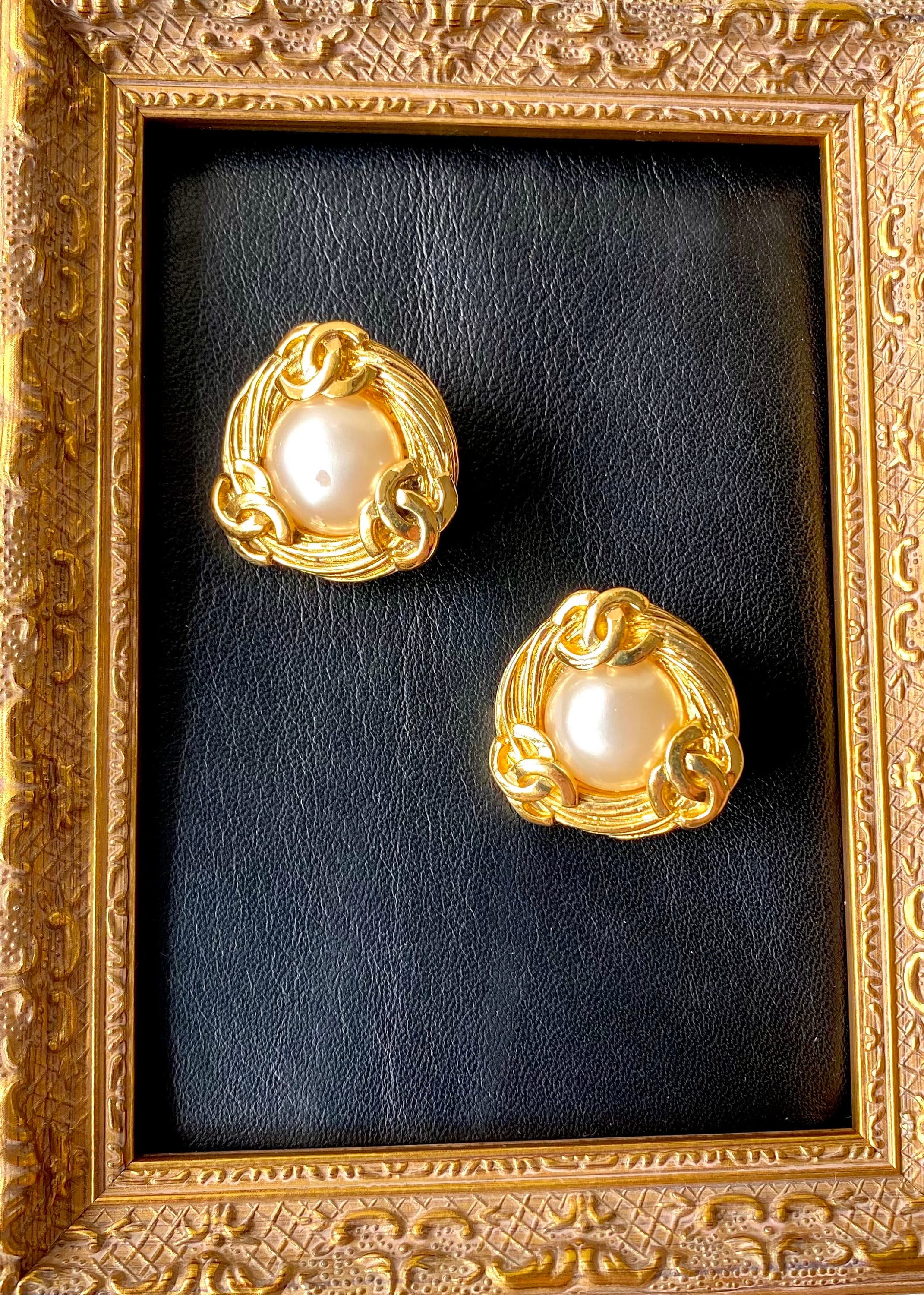 Vintage CHANEL Large Faux Pearl CC Earrings. Gold-tone Round Coco