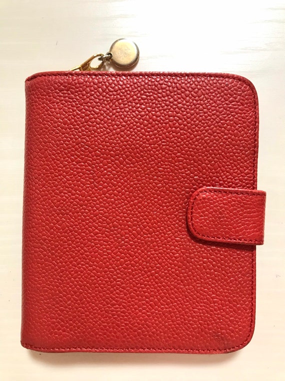 Vintage CHANEL Red Caviar Skin Round Zipper Wallet With CC 