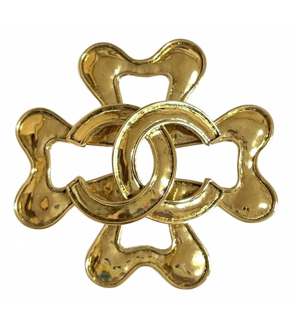 Vintage Chanel Large Flower Clover Brooch With CC Mark. 