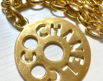 Vintage CHANEL Gold Tone Chain Necklace Chain Belt Round Coco Cutout Logo Pendant Rare Jewelry 091001ac