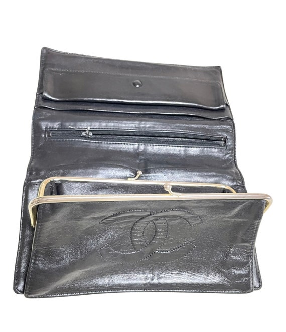 Vintage CHANEL Black Lambskin Oval Stitch Clutch Bag Wallet -  Israel