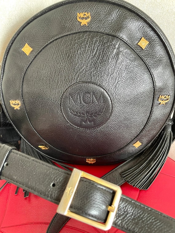 Vintage MCM Black Suzy Wong Grained Leather Round Shoulder Bag