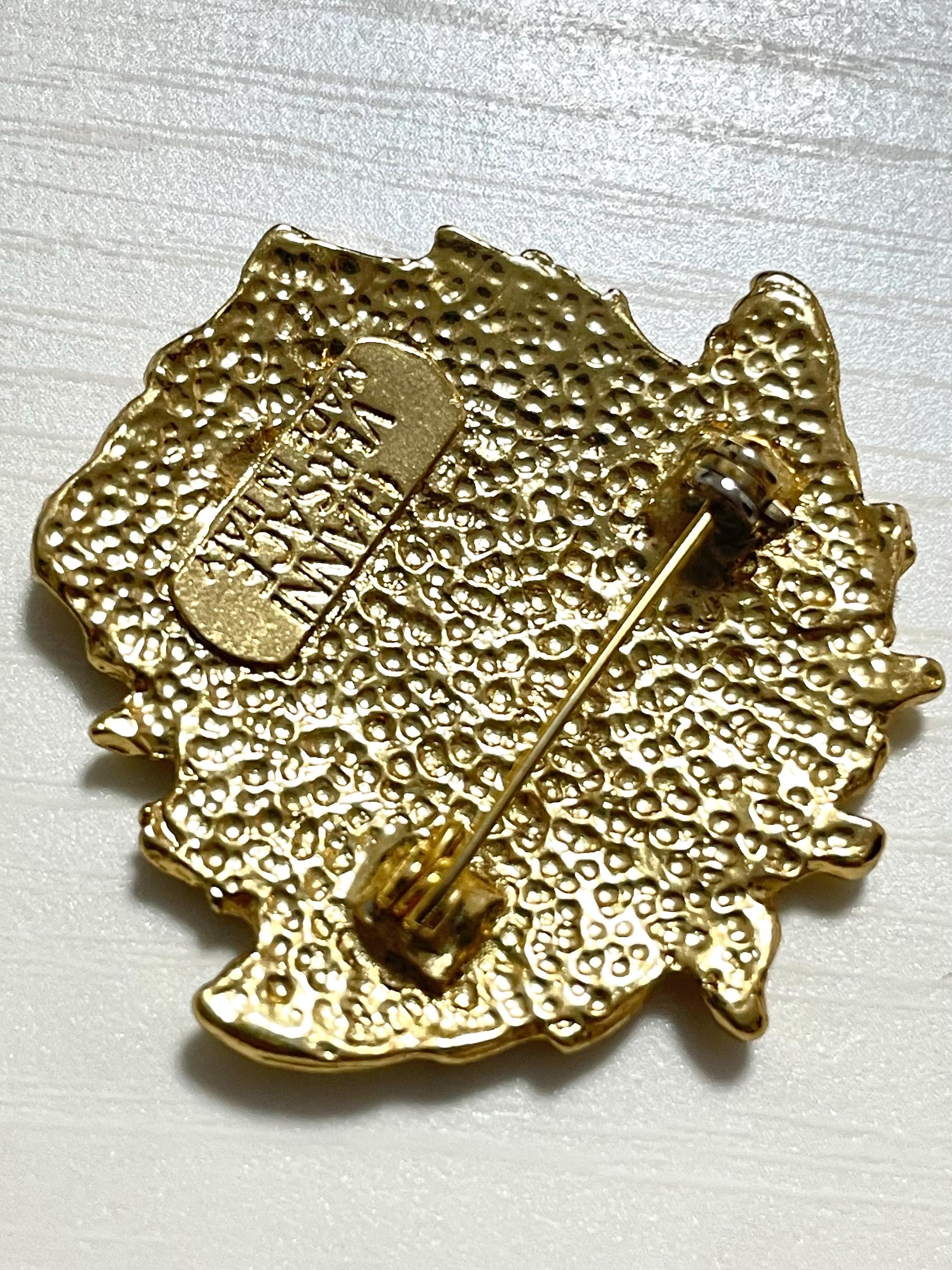 Vintage Gianni Versace Gold Tone Medusa Head Brooch – Made in