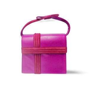 Vintage Gianni Versace pink smooth and suede leather handbag purse with a bow. Gaga and chic style. 070213k1r