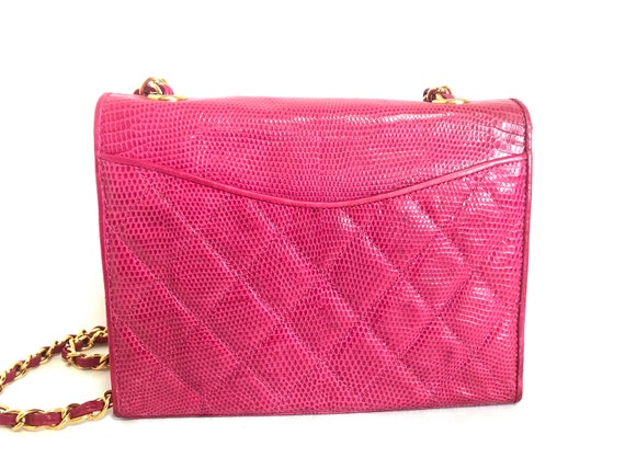 Vintage CHANEL Hot Pink Genuine Lizard Leather Envelop Style -  Denmark