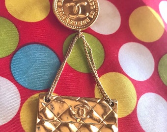 MINT 1990s Vintage CHANEL 2.55 Bag Motif Brooch With CC  display picture 1