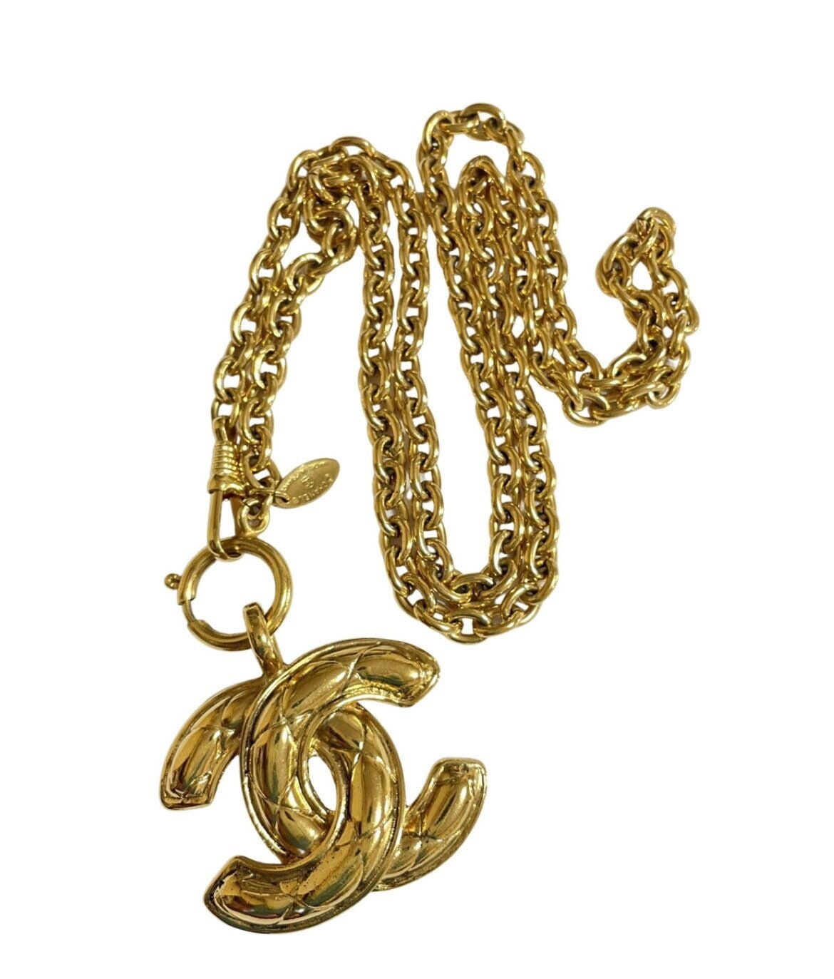 MINT. Vintage CHANEL Classic Chain Necklace With Matelasse CC 