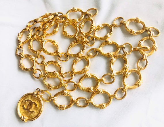 Vintage CHANEL Logo Filigree Medallion Necklace Belt For Sale at 1stDibs