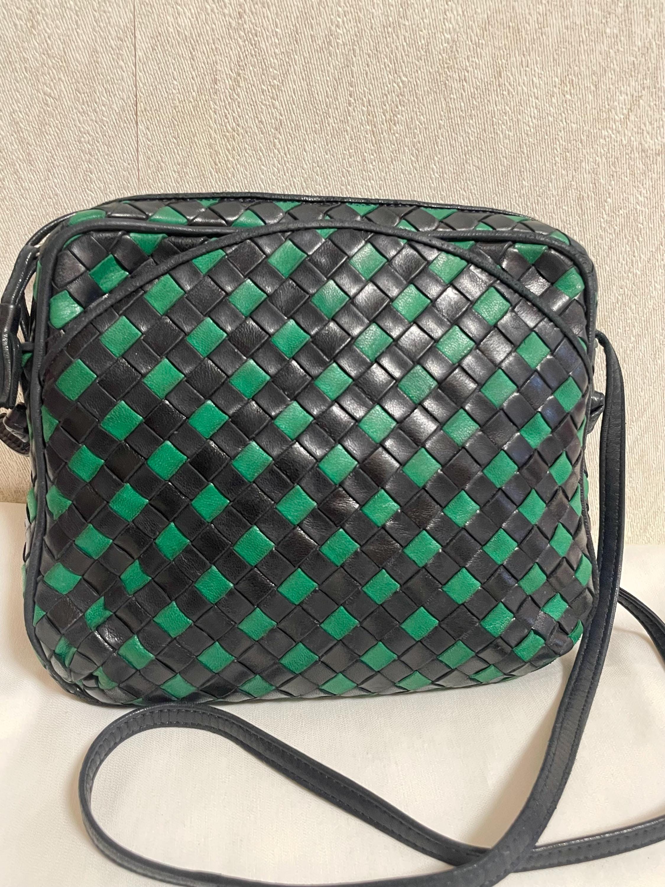 Vintage BOTTEGA VENETA Intrecciato Navy & Green Woven Lambskin