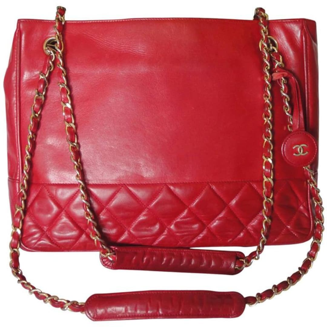 Vintage CHANEL Classic Tote Bag in Red Leather With Gold Tone -  Israel