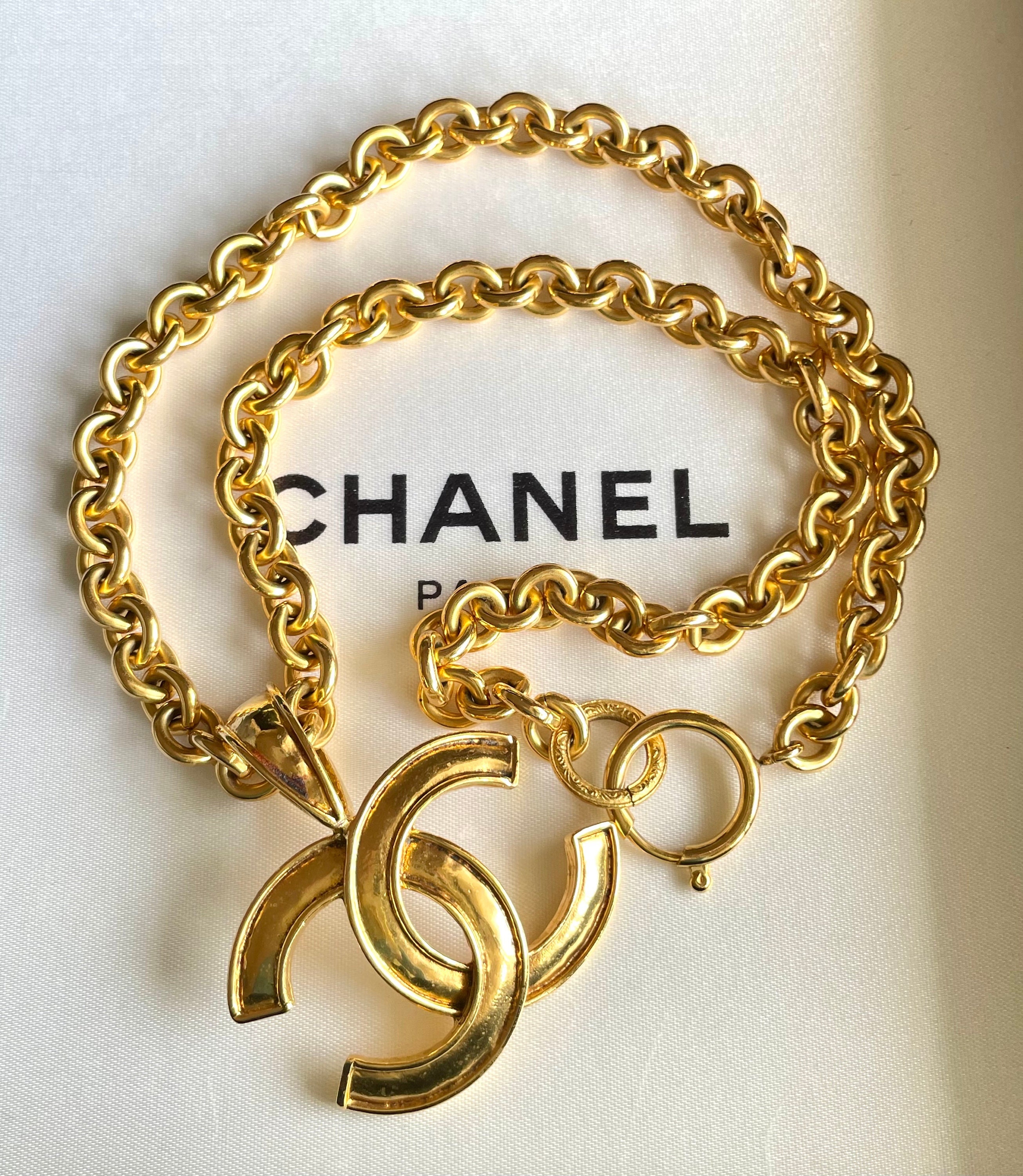 Authentic Vintage Chanel Gold 93P CC Logo Chain Belt Box RARE