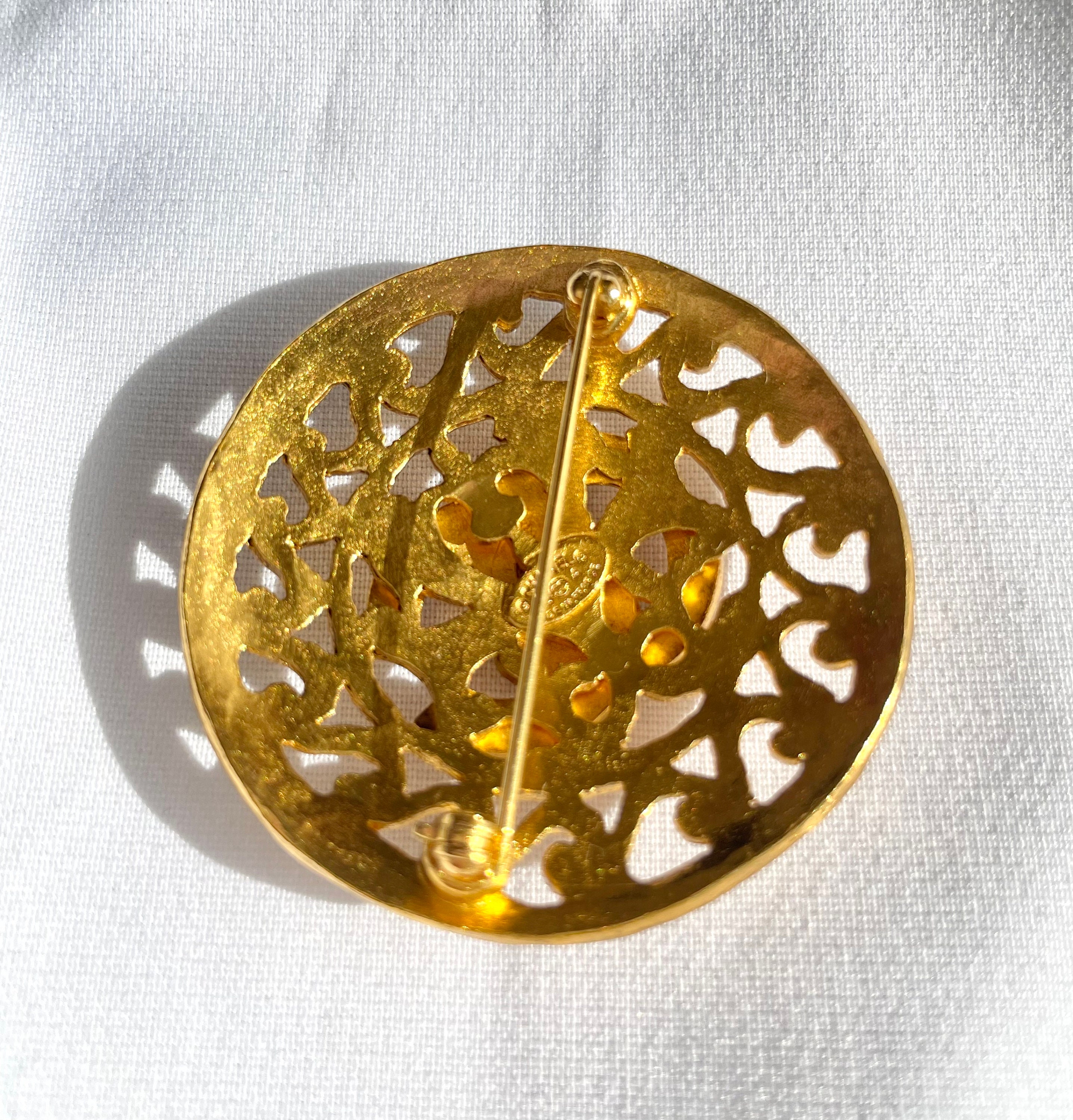 1990s. Vintage CHANEL Round Brooch — Wave Arabesque Design With CC