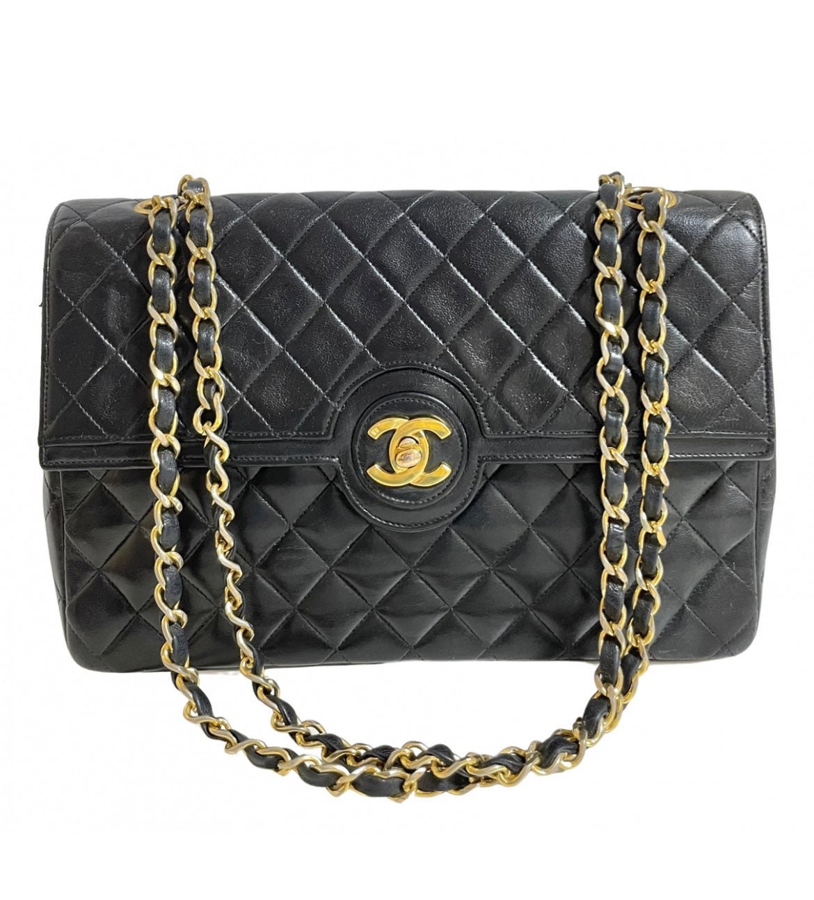 80's vintage CHANEL black lambskin shoulder bag with golden large