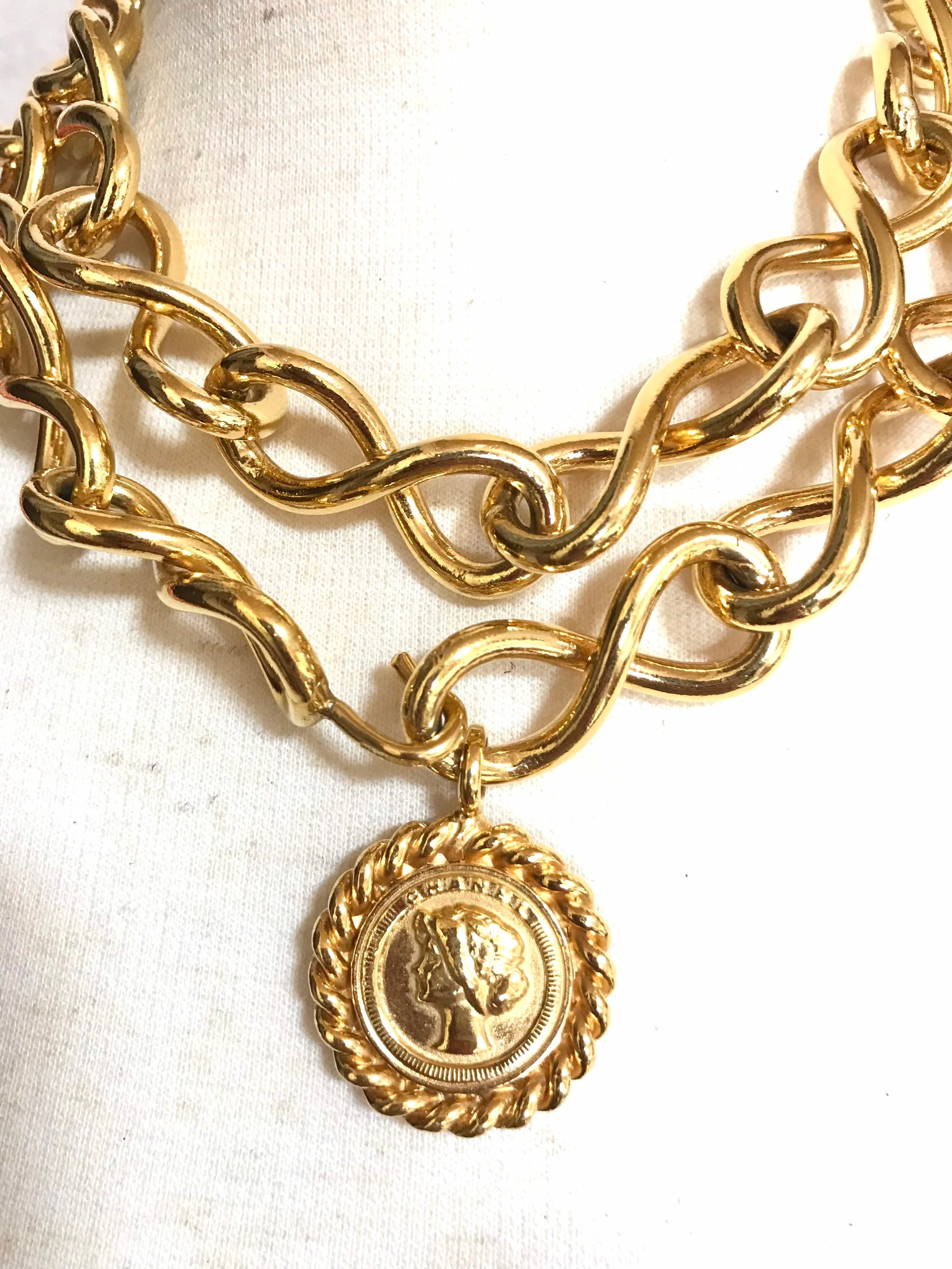 90’s. Vintage CHANEL thick chain belt with golden mademoiselle and CC charm. CHANEL Gold Chain Belt/ Necklace with Iconic Mosaic Double  main image 3