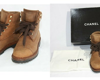 Vintage CHANEL Middle High Brown Leather Boots Hiking Lace 