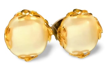 CHANEL - Vintage 1970s Faux Pearl Medallion CC 'CHANEL' Clip-On Earrin -  BougieHabit