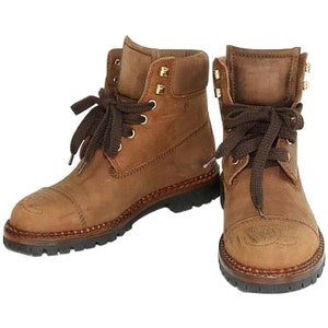 Vintage CHANEL Middle High, Brown Leather Boots, Hiking Lace  display picture 1