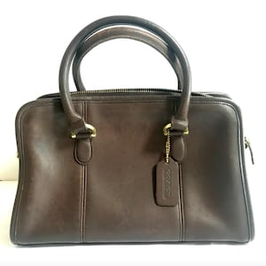 80&#39;s Vintage COACH dark brown leather handbag, purse. Made in USA Classic unisex purse. 060820r1