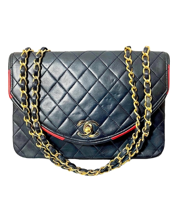 80's vintage Chanel dark navy lambskin 2.55 class… - image 1