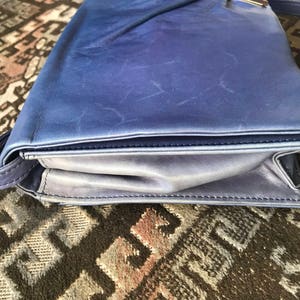 Vintage Valentino Garavani Blue Leather Clutch Shoulder Bag — Gathered Design with Logo Plate — Made in Italy 080323re2 image 5
