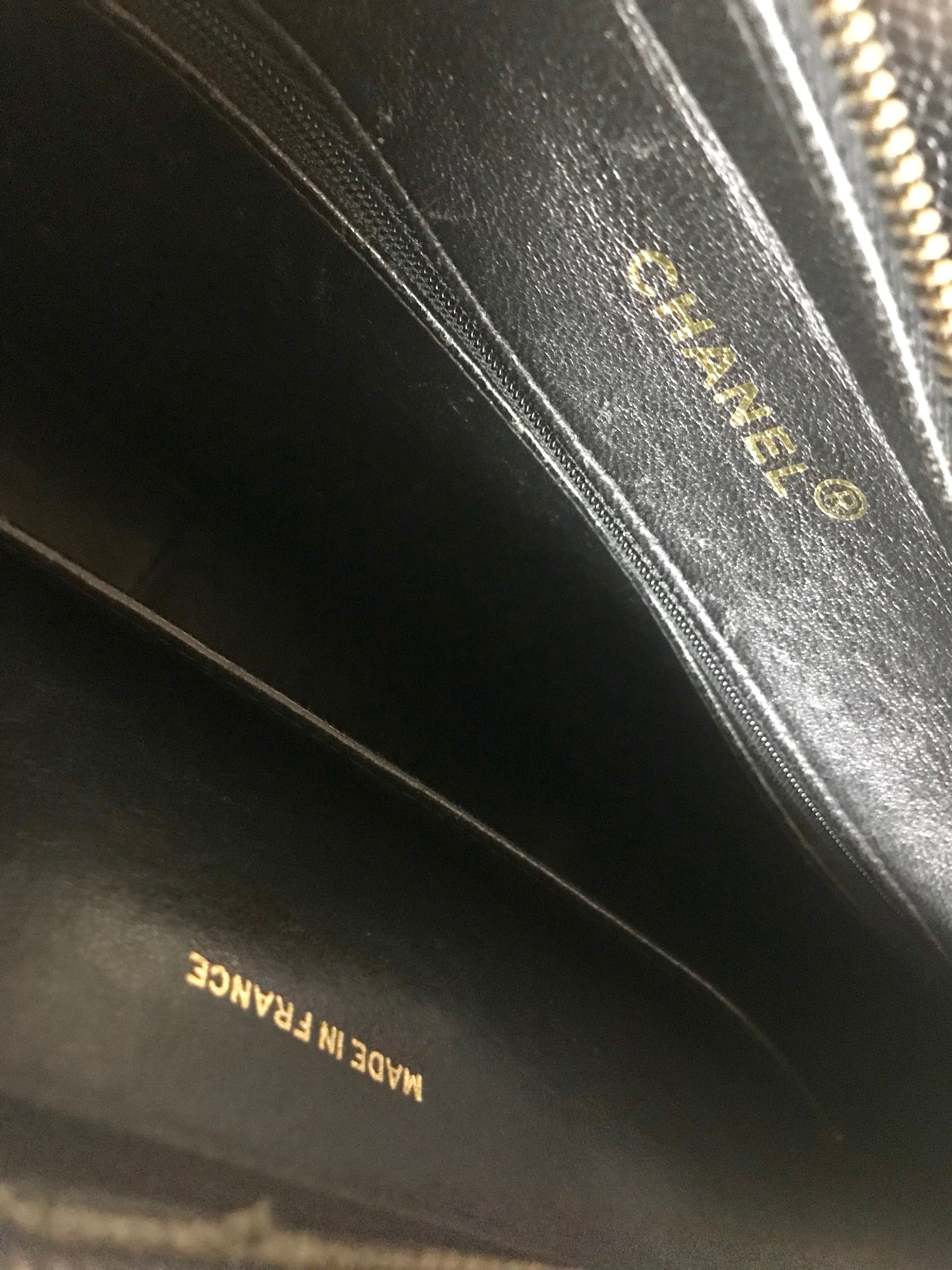 Vintage Chanel CC Logo Black Caviar Chain Shoulder Tote Bag 2590549 02 –  KimmieBBags LLC
