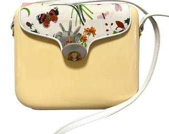 1980s Vintage Gucci Accornero Flora Collection Cream Hard Shell Shoulder Bag with Silk Floral Print, Rare Gucci Crossbody Purse. 050327rc4