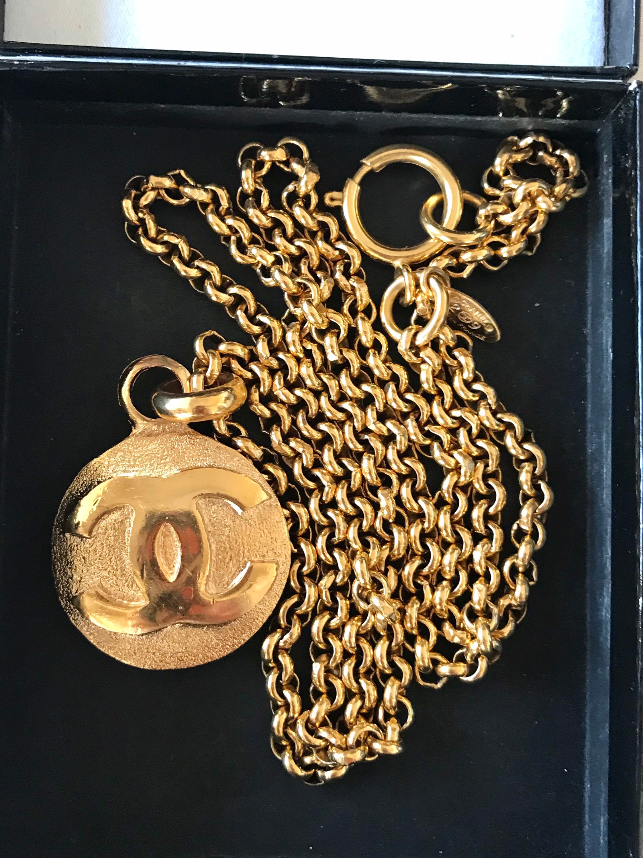 Vintage CHANEL Golden Chain Necklace With Round CC Mark Charm 