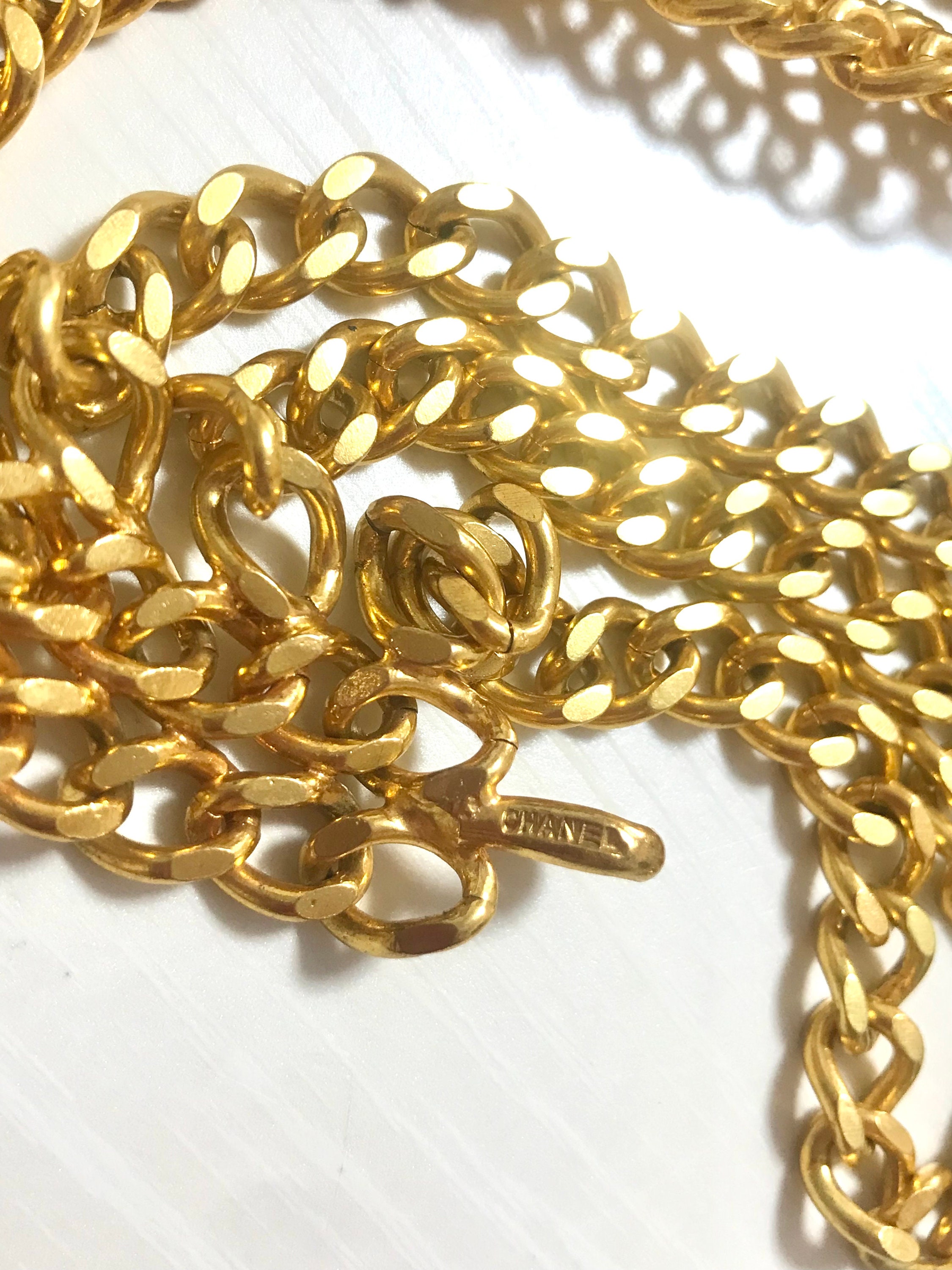 Vintage CHANEL Multiple Layer Golden Chain Belt. Gorgeous 
