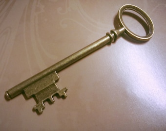 Key Pendants Skeleton Keys Antiqued Bronze Key Charms Steampunk Keys BULK Skeleton Keys Big Keys Wedding Keys 80mm 3.14" 10pcs
