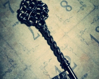 Large Skeleton Key Pendants Steampunk Keys Black Keys Black Gunmetal Pendants Big Keys Skeleton Keys 68mm 2.67" 2 pieces