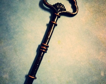 Large Metal Key Pendant Antiqued Copper Key 3.25" Skeleton Key Big Key Large Key Old Fashioned Key