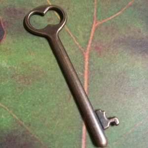 Skeleton Key Pendants Antiqued Copper Keys Steampunk Keys Copper Key Pendants Key Charms Copper Pendants 2 inch Keys 53mm 2pcs