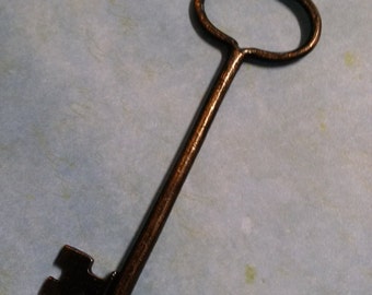 Large Key Pendant Metal Skeleton Key Big Key Large Key Antiqued Copper Key 2.75" Skeleton Key Old Fashioned Key Large Skeleton Key