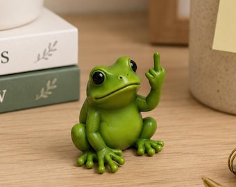 Figura divertida de rana / Decoración de escritorio con rana haciendo el gesto del dedo medio / Estatua de rana pequeña / Decoración de oficina sarcástica / Regalo de rana adorable / Decoración de estante original